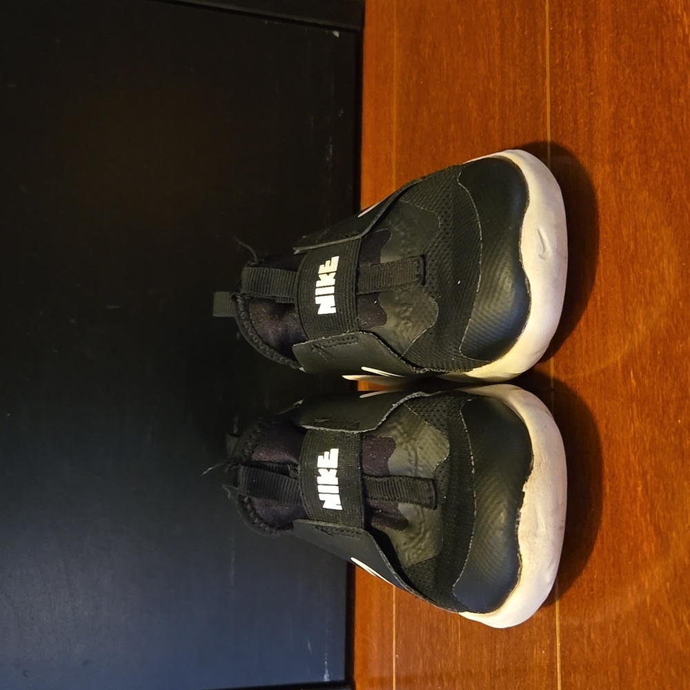 Nike kids flex runner